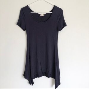 Navy Blue Long Flowy Tee Short Sleeve Small